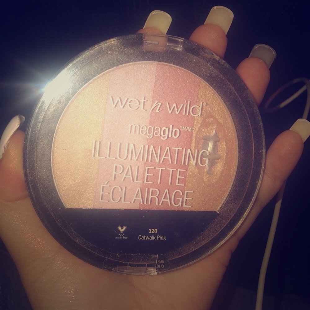 Wet n wild highlight